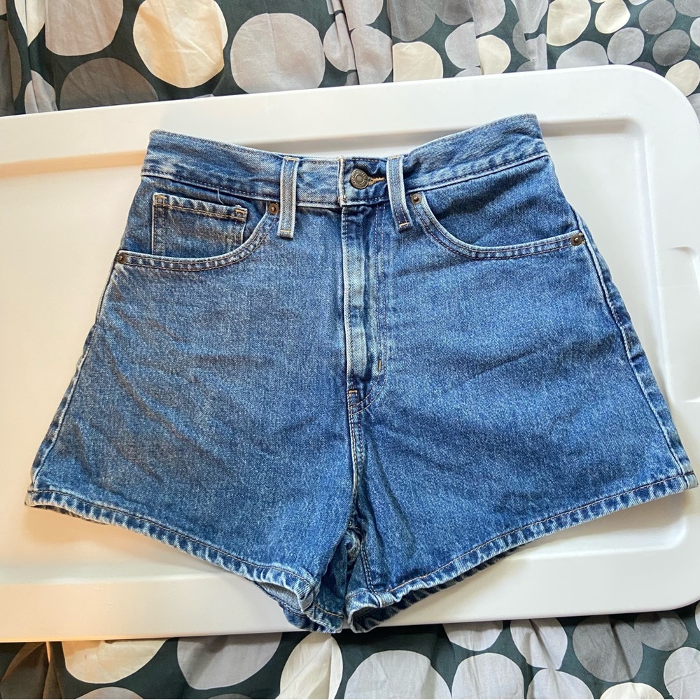 Levi’s High Waisted Mom Shorts